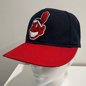 Vintage MLB Hat Cleveland Indians Wool Sports Specialties VTG snapback READ